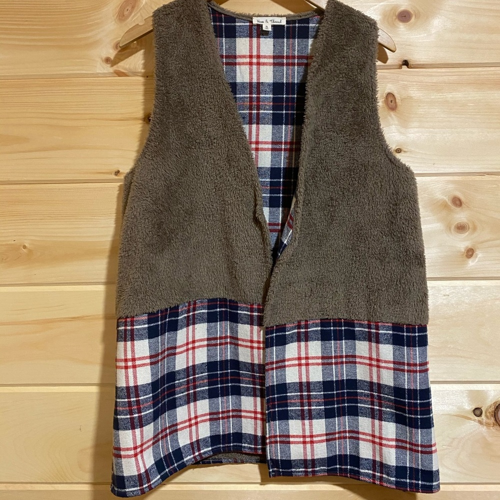 Vest fur
